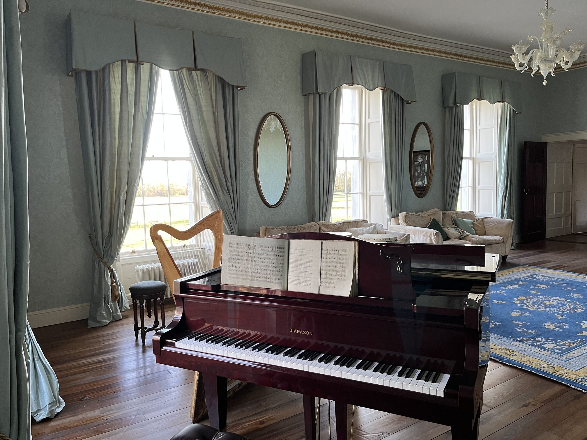 12__rockfield-main-house-music-room