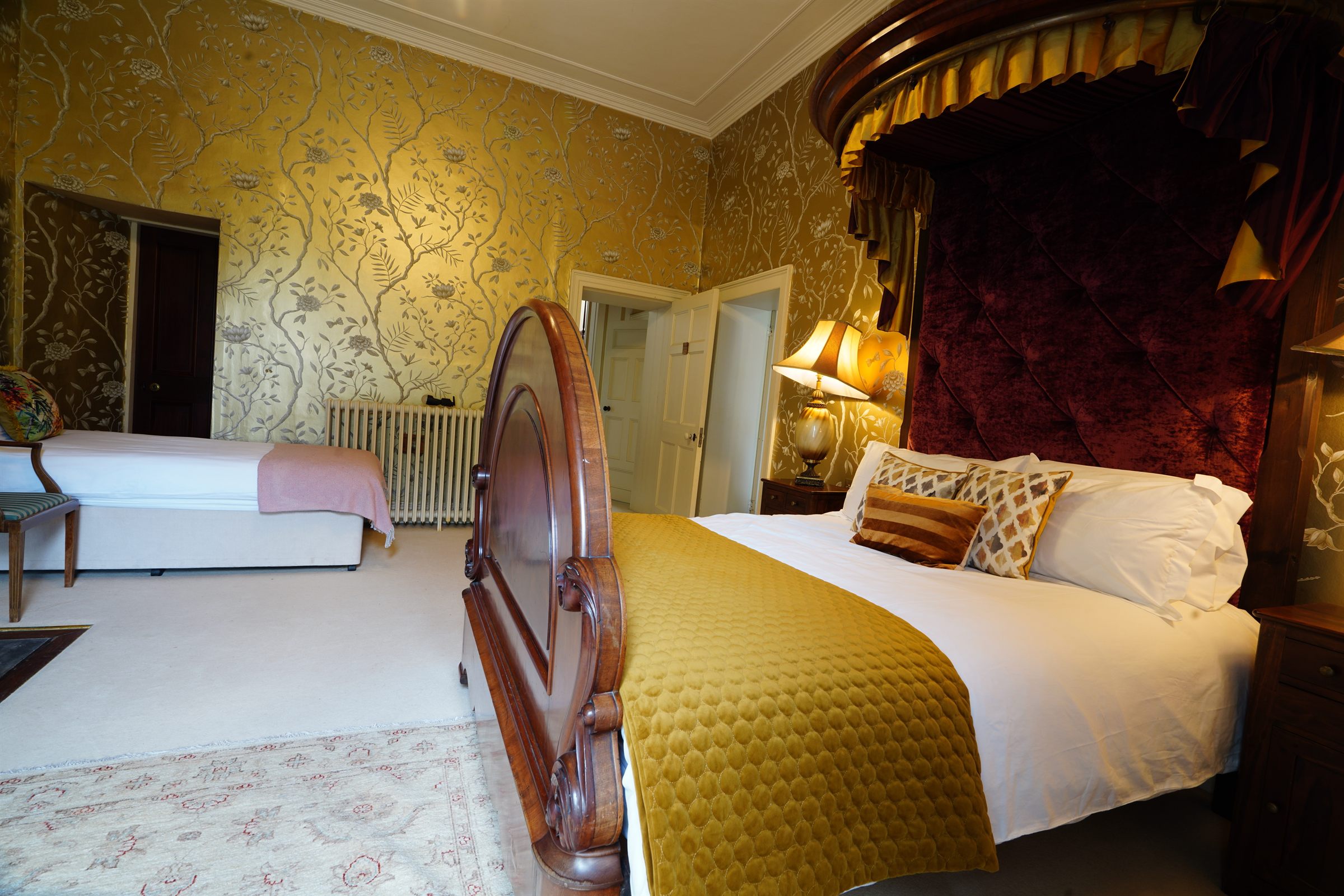 Fitzherbert Suite, Room 3 (queen + single) — Rockfield House