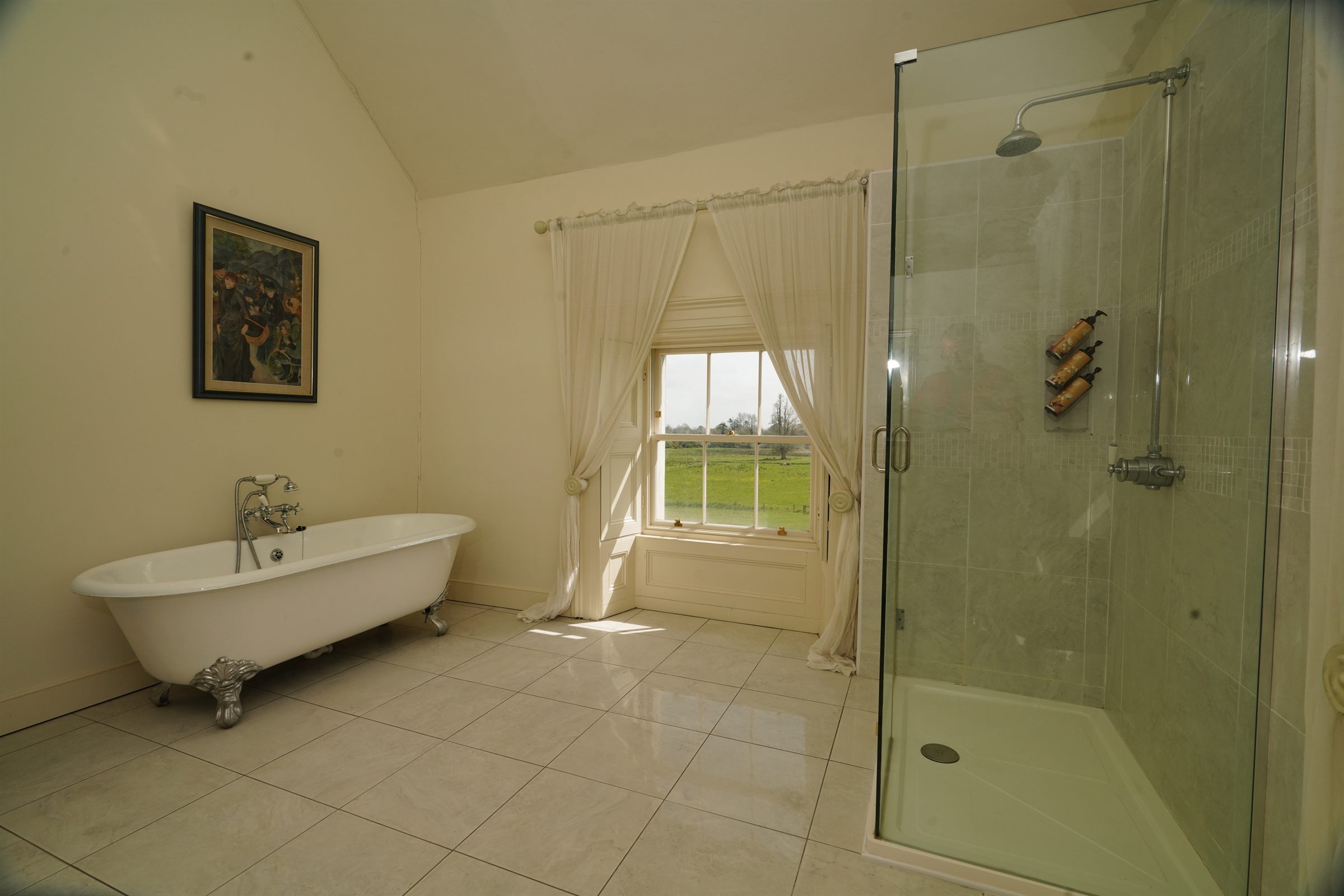 34__rockfield-main-house-pidgeon-bathroom